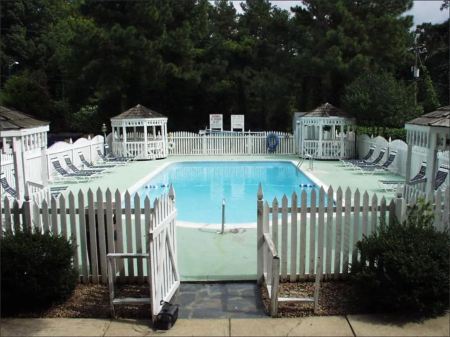 Country Hearth Inn & Suites Williamsburg location